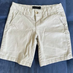Aeropostale Kahki Bermuda Short